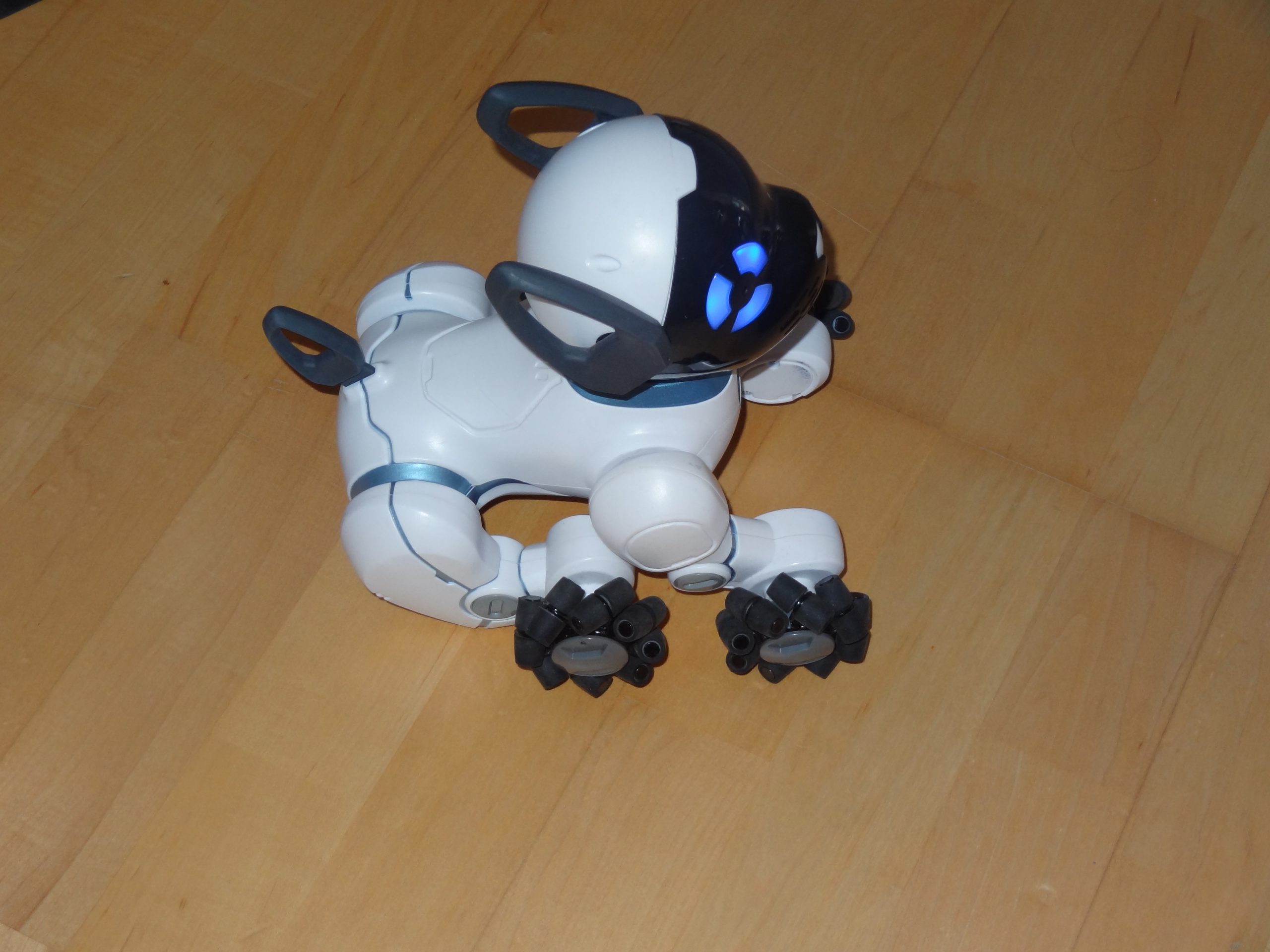 Robot berkaki empat generasi terbaru untuk aplikasi industri dan penyelamatan